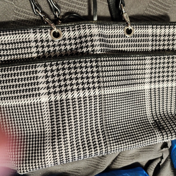 Ralph Lauren Tote - Picture 6 of 11